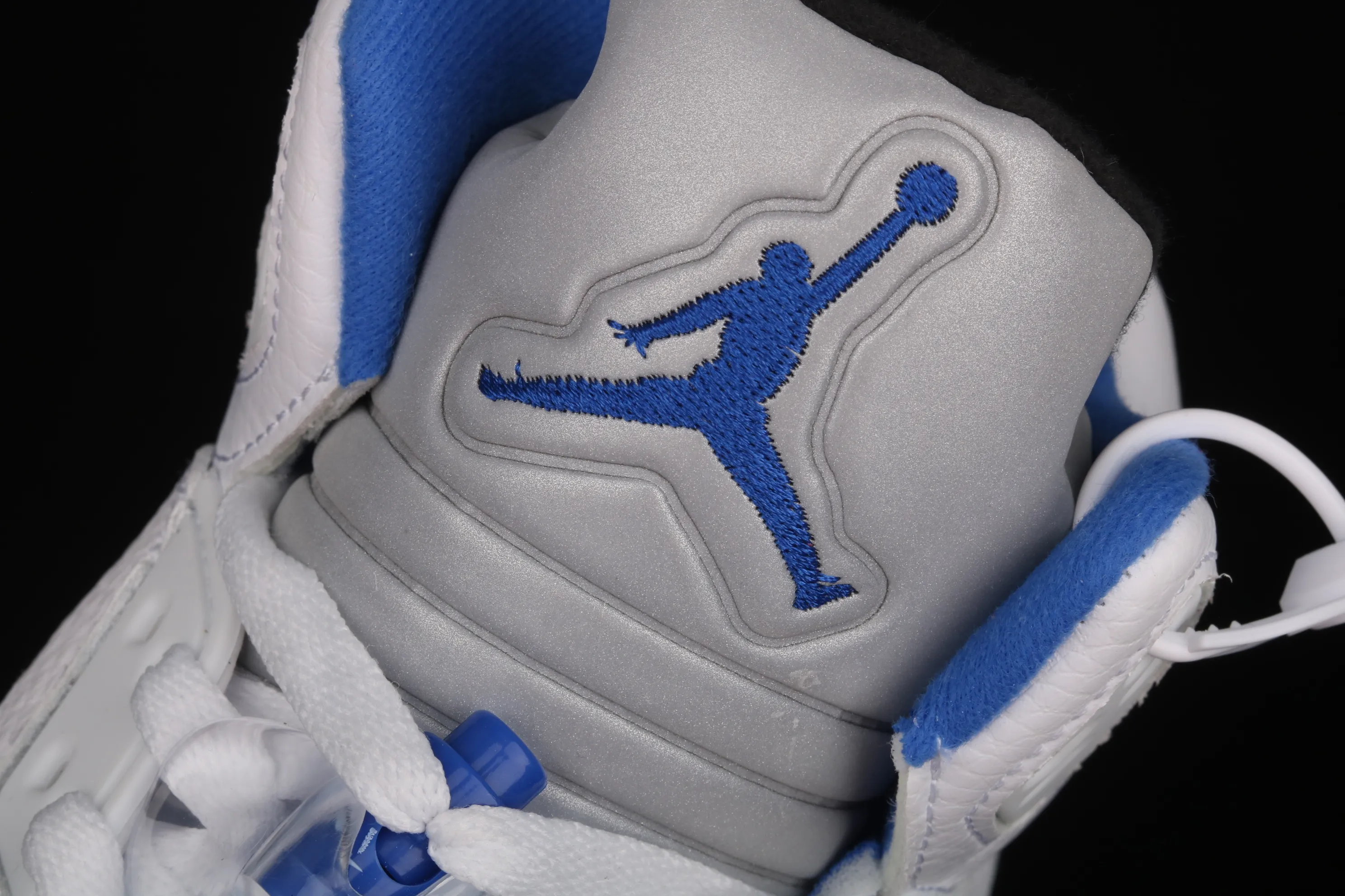 All categories Air Jordan Jordan series basketball shoes Air Jordan 5 J version Air Jordan 5 "Stealth 2.0" AJ5 Joe 5 white and blue color DD0587-140